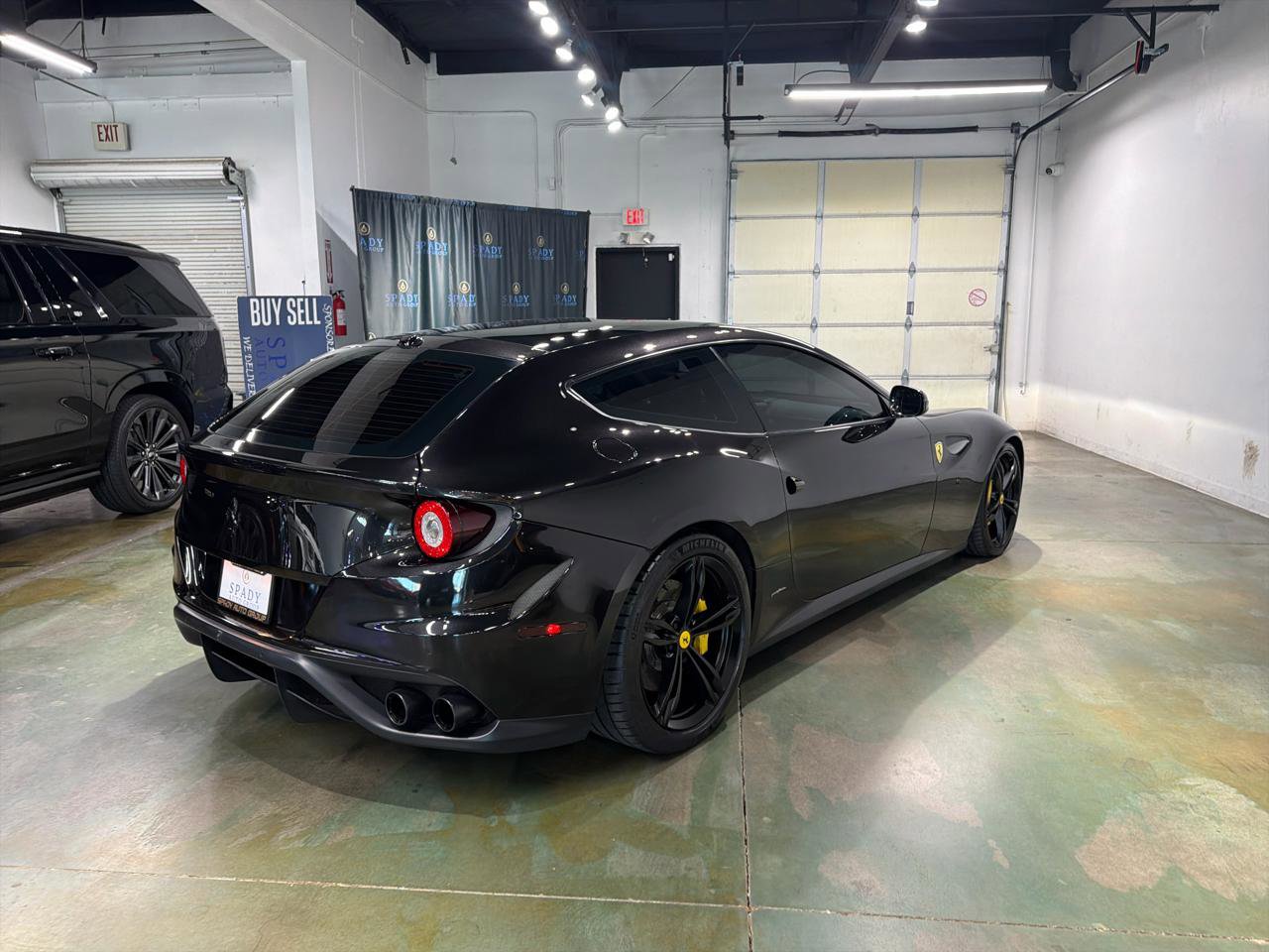 Used 2014 Ferrari FF image 8