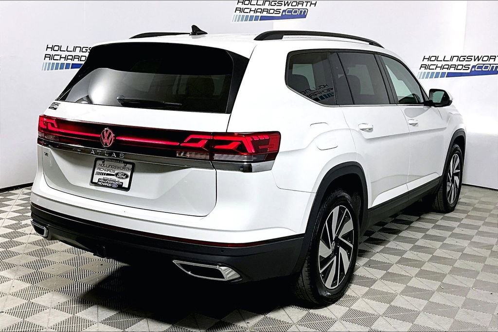 Used 2025 Volkswagen Atlas SE image 9