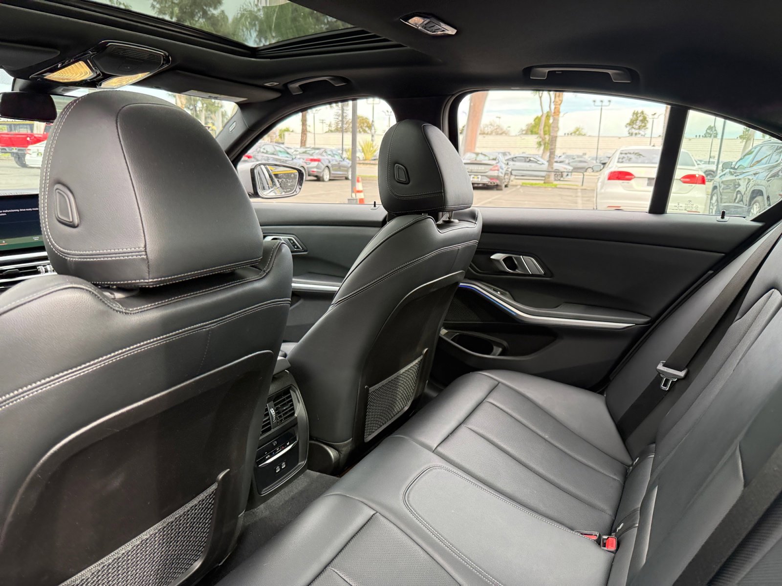 Used 2023 BMW 330e w/ Premium Package image 16