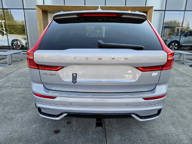 Certified 2024 Volvo XC60 T8 Plus w/ Protection Package Premier AWD/4WD image 6