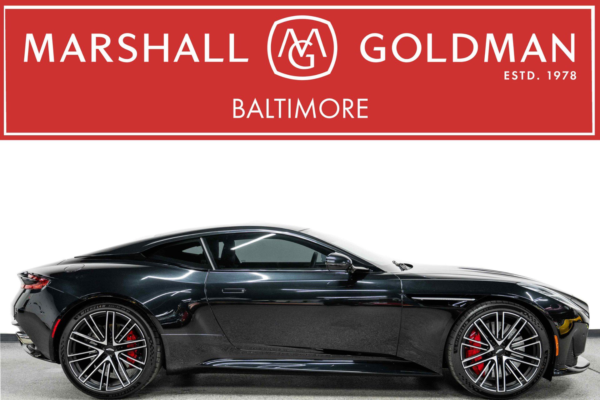 Used 2024 Aston Martin DB12 Coupe image 1