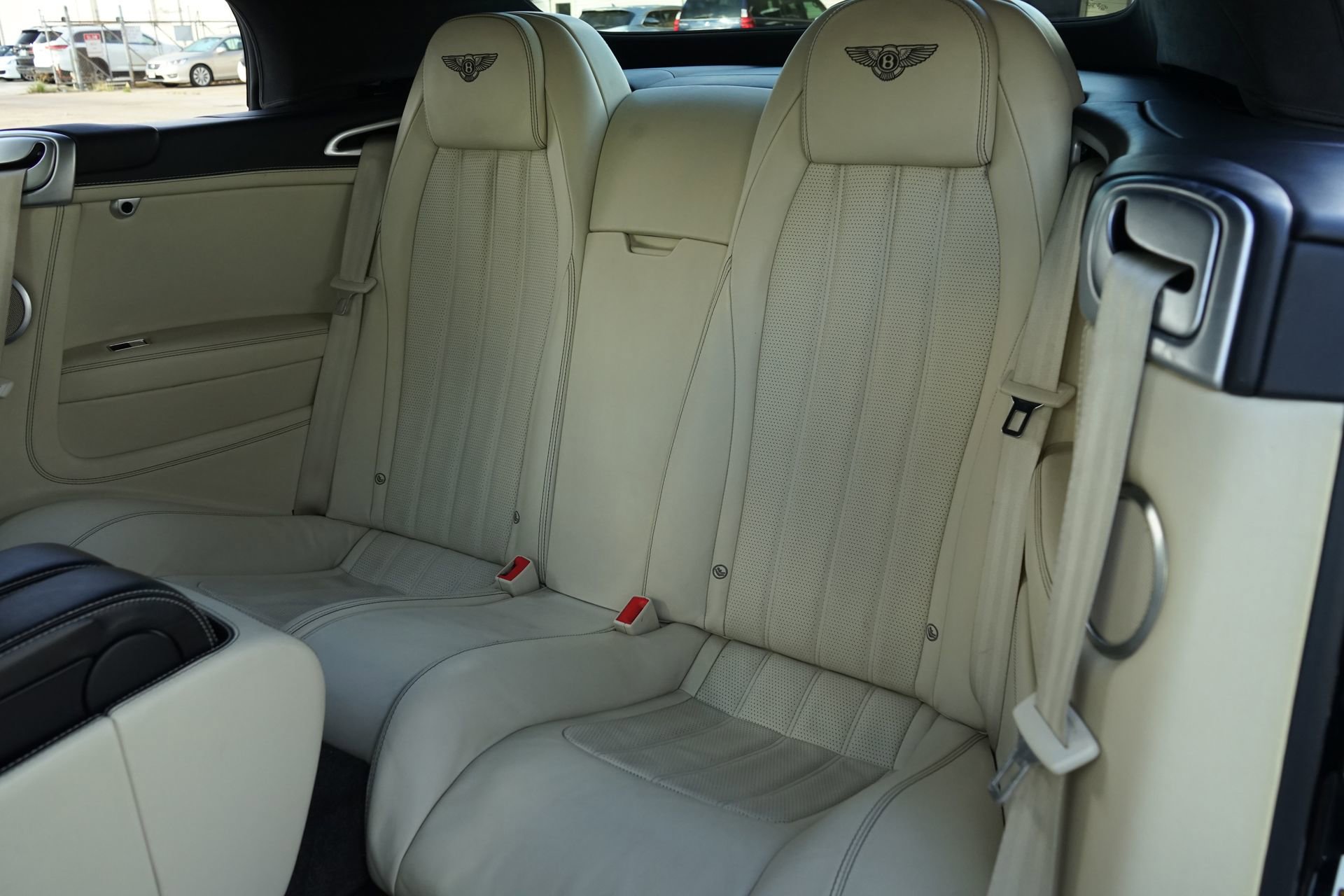 Used 2015 Bentley Continental GT V8 S image 12