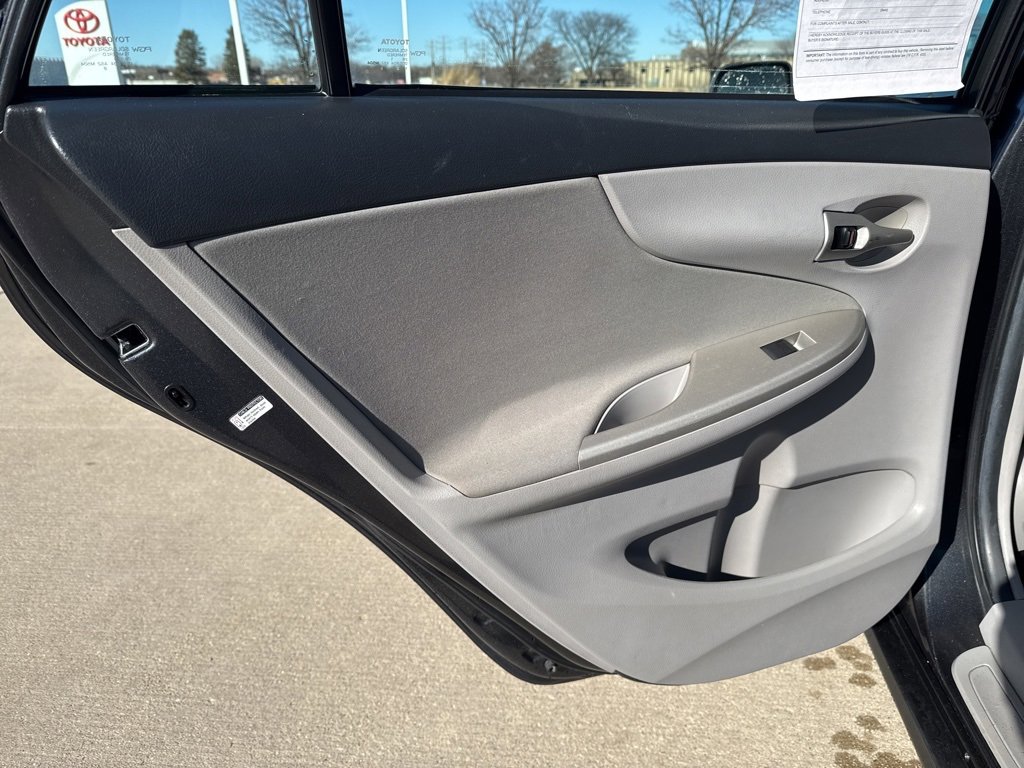 Used 2011 Toyota Corolla LE image 16