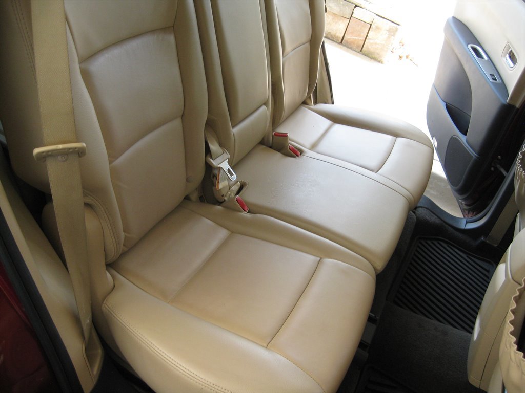 Used 2009 Subaru Tribeca Limited AWD/4WD image 29