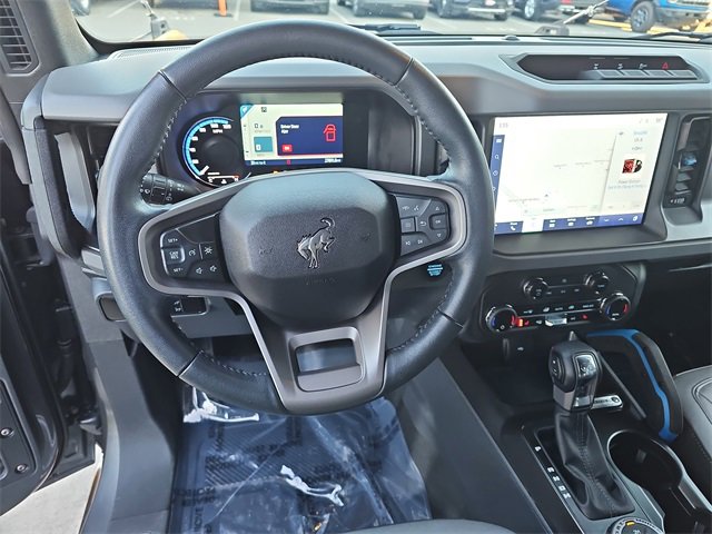 Certified 2024 Ford Bronco Black Diamond image 16