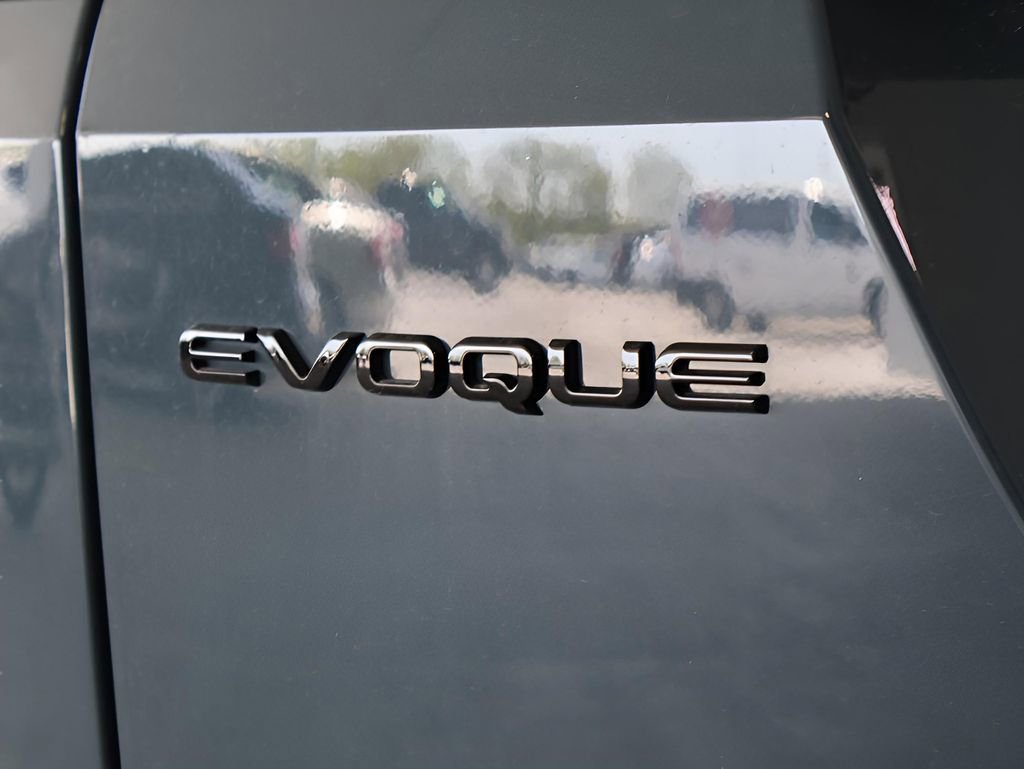 Certified 2026 Land Rover Range Rover Evoque Dynamic SE AWD/4WD image 15