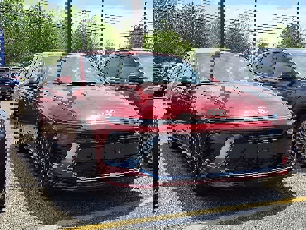 Used 2025 Hyundai Sonata SEL image 2