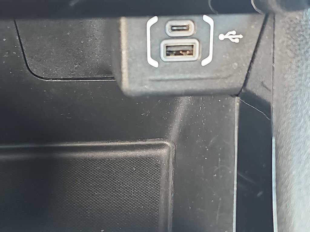 Used 2024 Jeep Compass Limited image 24