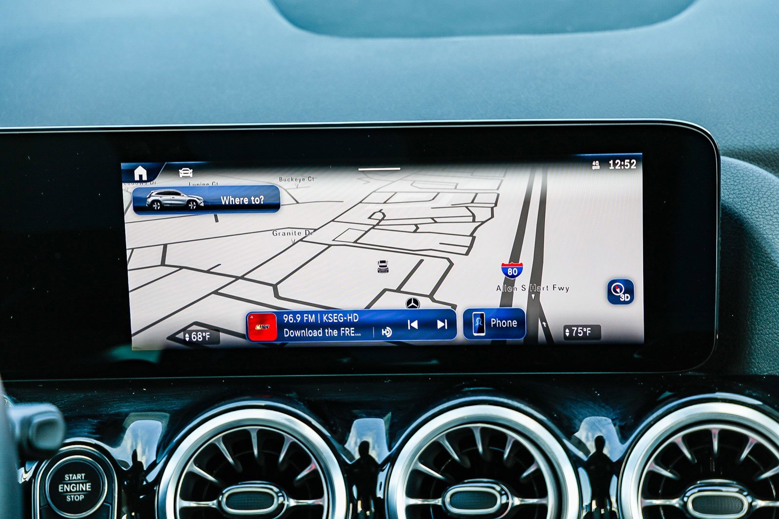 Certified 2025 Mercedes-Benz GLA 250 GLA 250 image 9