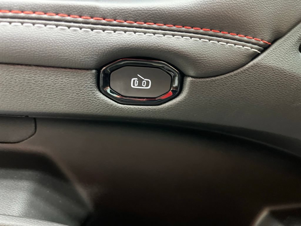 New 2026 Dodge Charger R/T AWD/4WD image 10