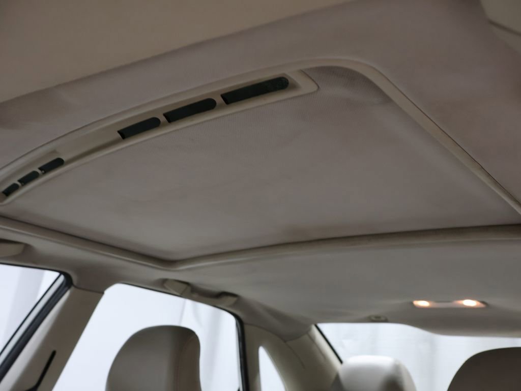 Used 2004 Volvo S40 image 18