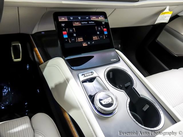 New 2026 Cadillac Vistiq Luxury w/ LPO, Floor Liner Package image 19
