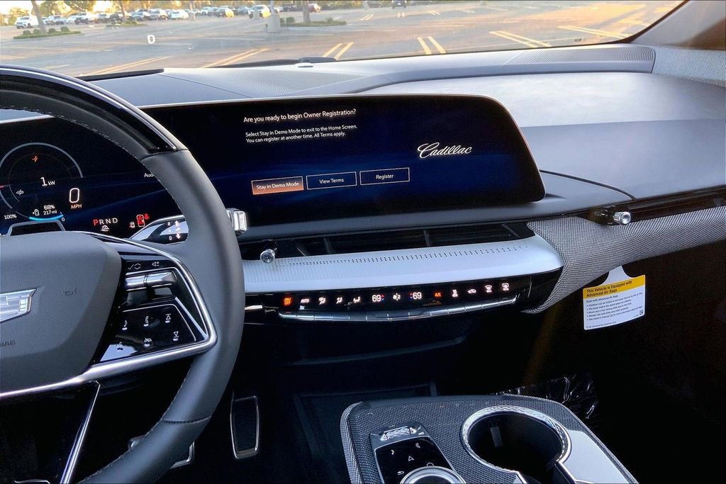 New 2026 Cadillac Optiq Sport 2 image 8