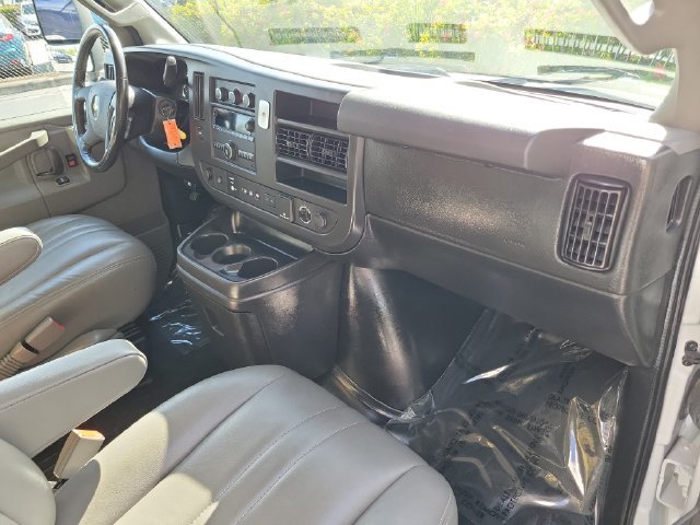 Used 2021 Chevrolet Express 3500 w/ Power Convenience Package RWD image 14
