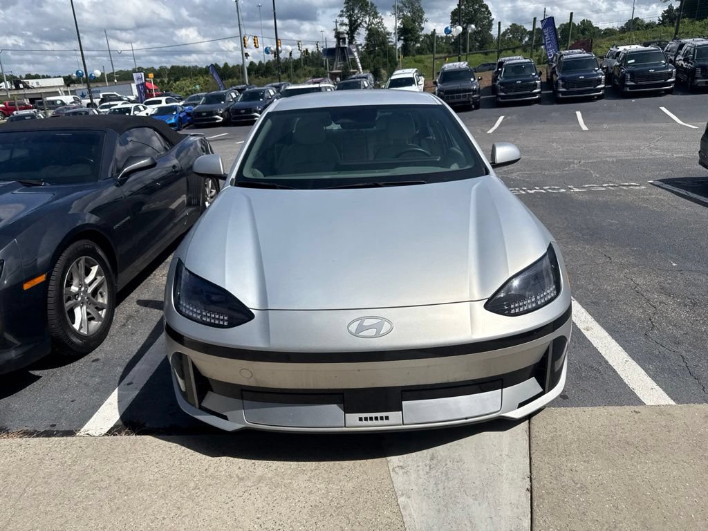Used 2024 Hyundai Ioniq 6 SEL RWD image 2