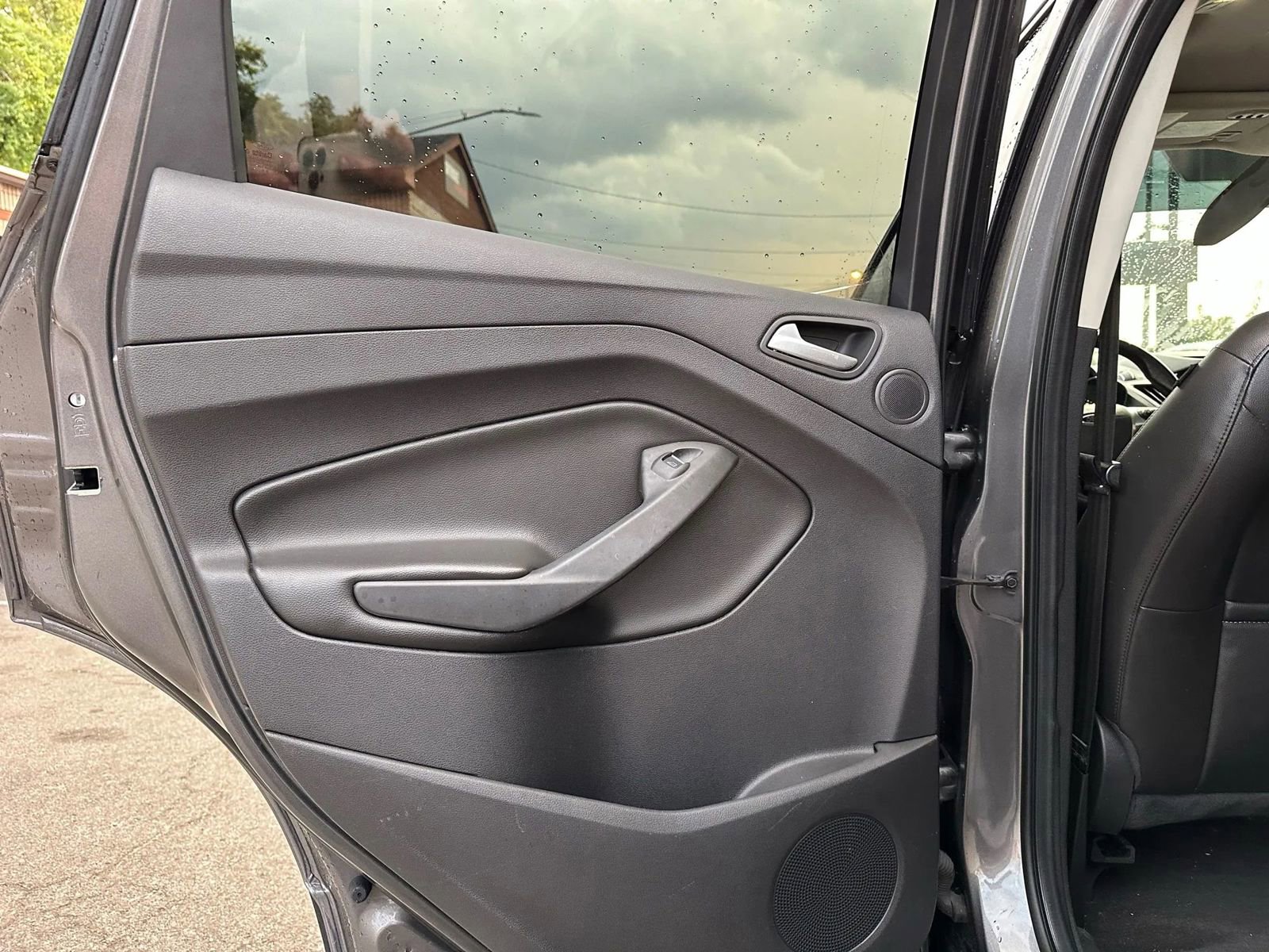 Used 2013 Ford Escape SEL image 9