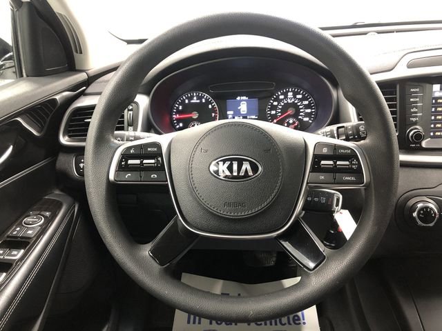 Used 2019 Kia Sorento LX image 16