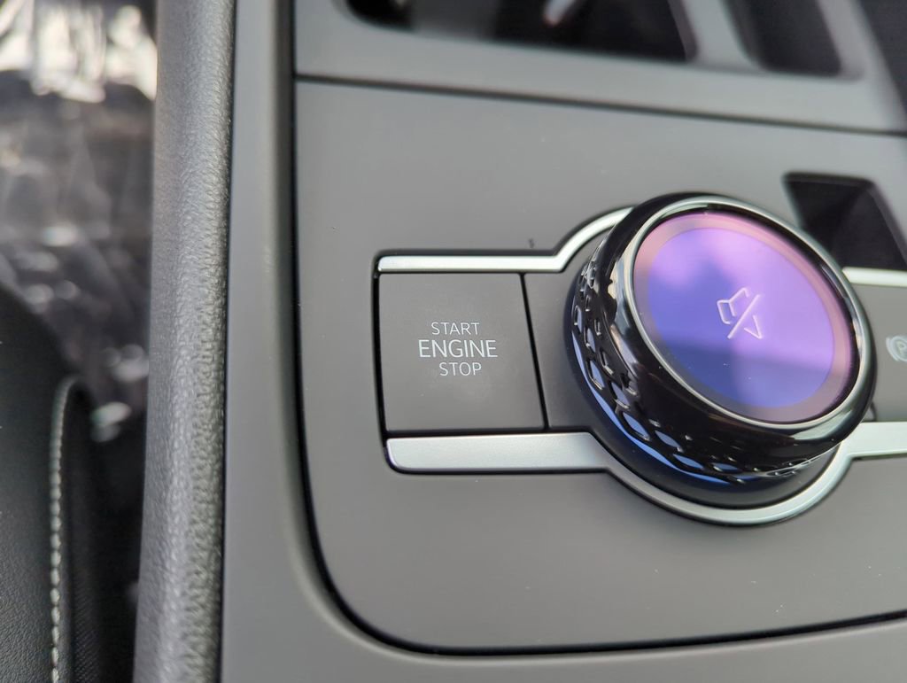 New 2026 Volkswagen Tiguan SE R-Line image 42