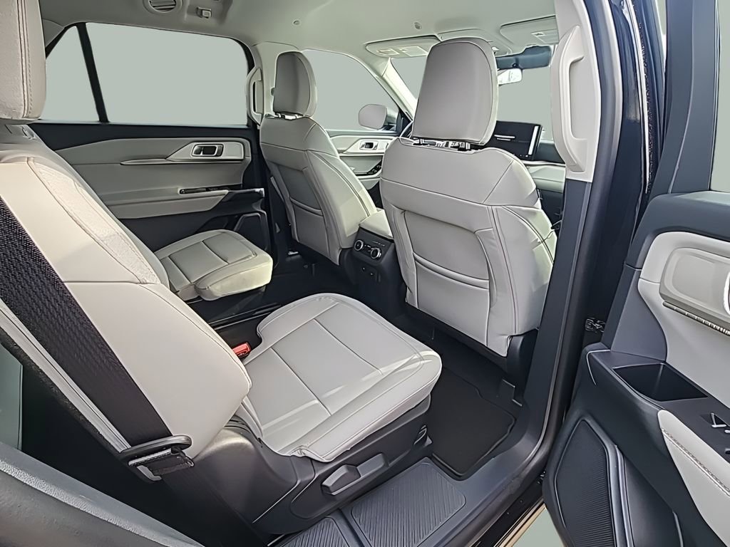 New 2026 Ford Explorer Active w/ Active Comfort Package image 12