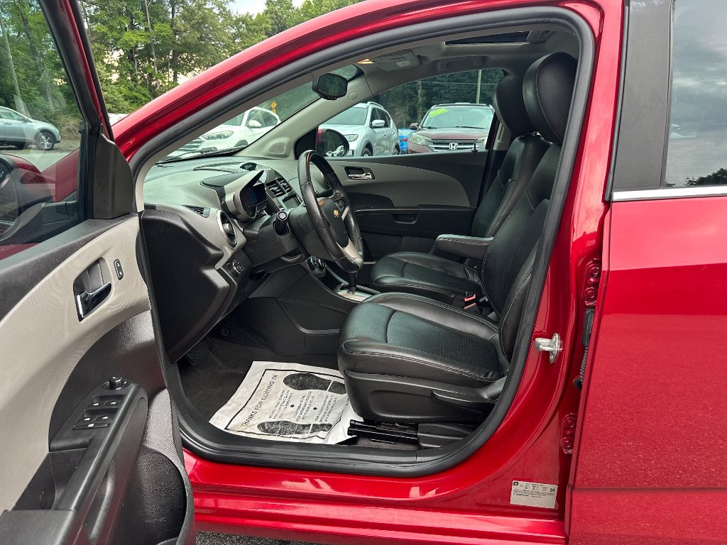 Used 2015 Chevrolet Sonic LTZ w/ Advanced Safety Package FWD image 9