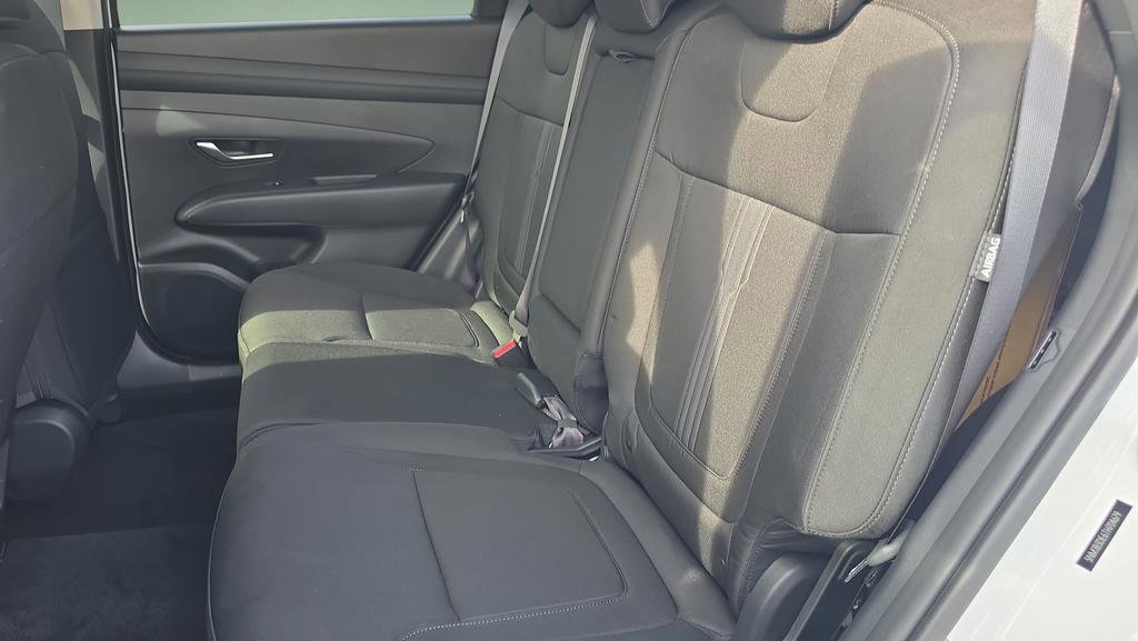 New 2026 Hyundai Tucson SEL FWD image 9