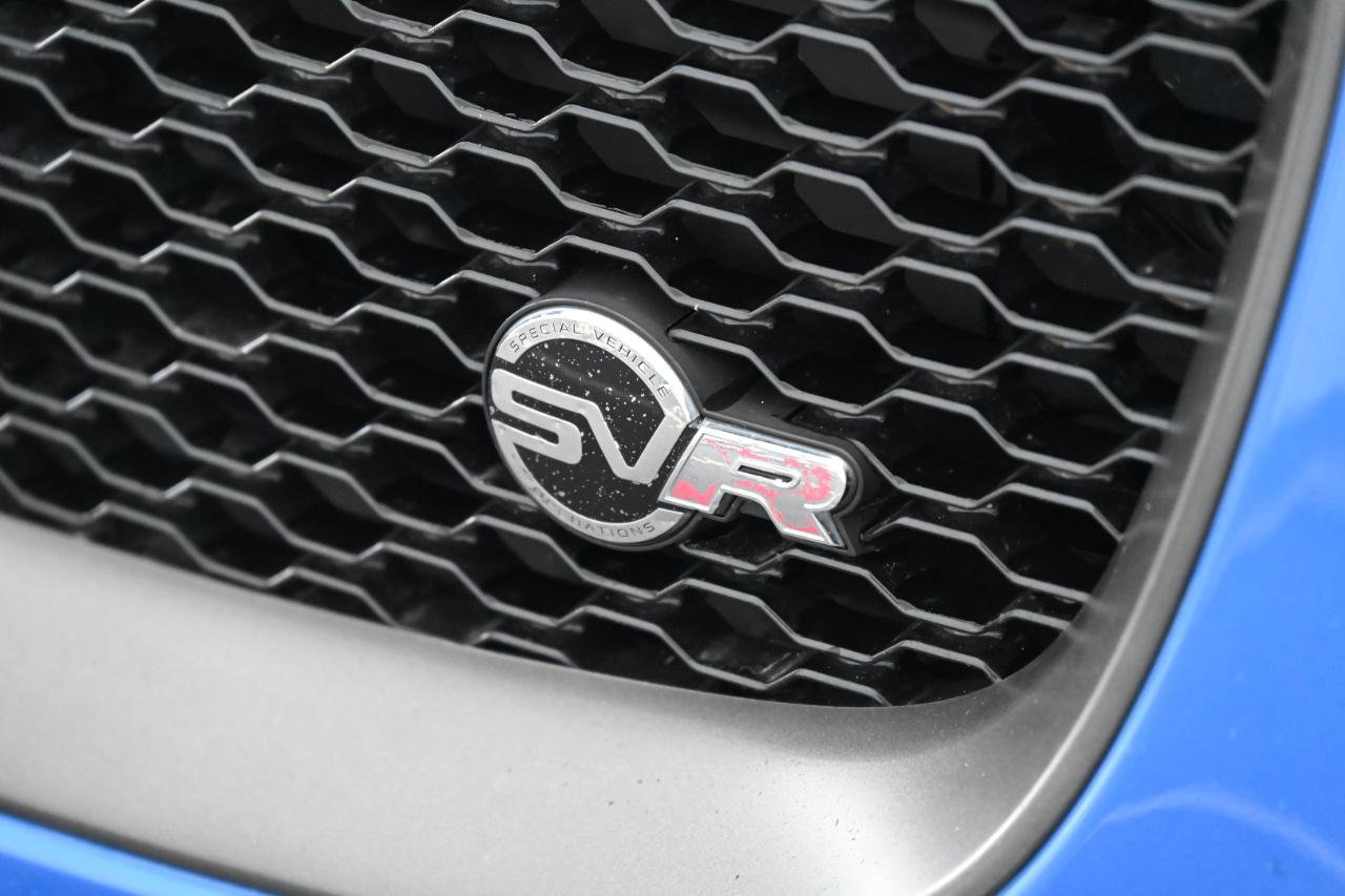 Used 2020 Jaguar F-PACE SVR image 10