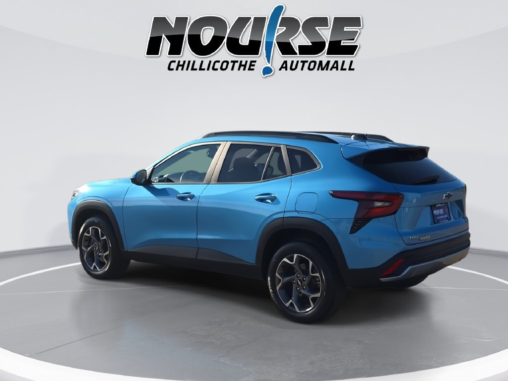 Used 2025 Chevrolet Trax LT w/ Driver Confidence Package FWD image 6