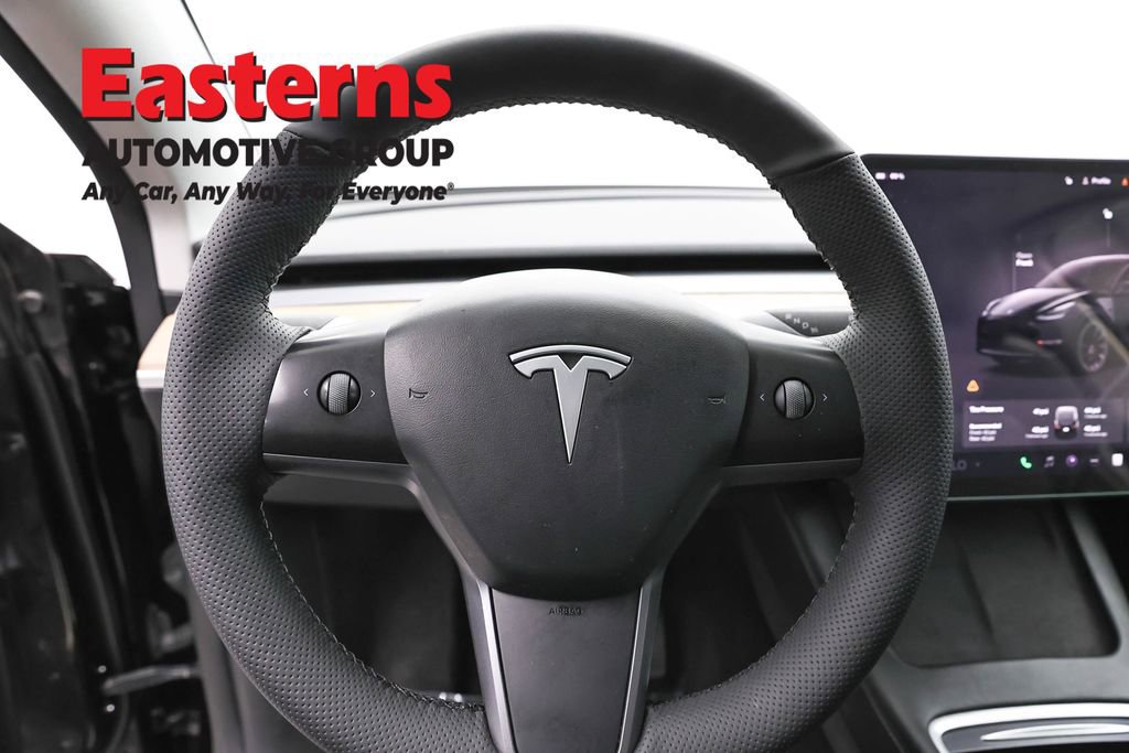 Used 2022 Tesla Model Y Long Range AWD/4WD image 10
