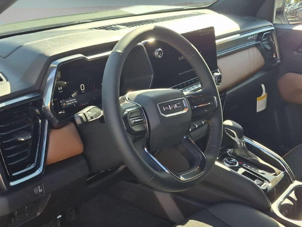 New 2026 GMC Canyon AT4 AWD/4WD image 9