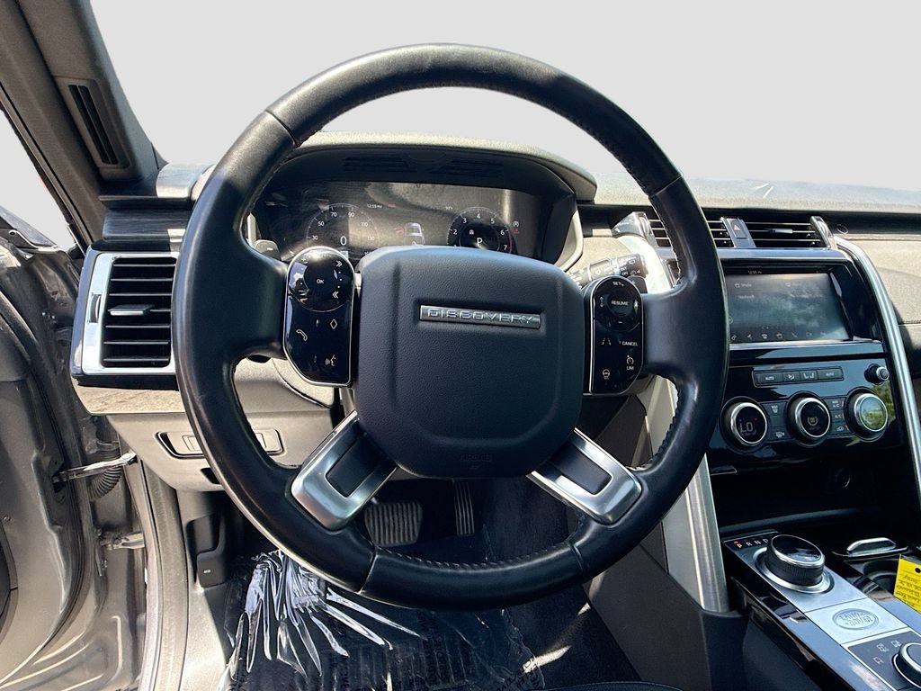 Used 2019 Land Rover Discovery HSE AWD/4WD image 11