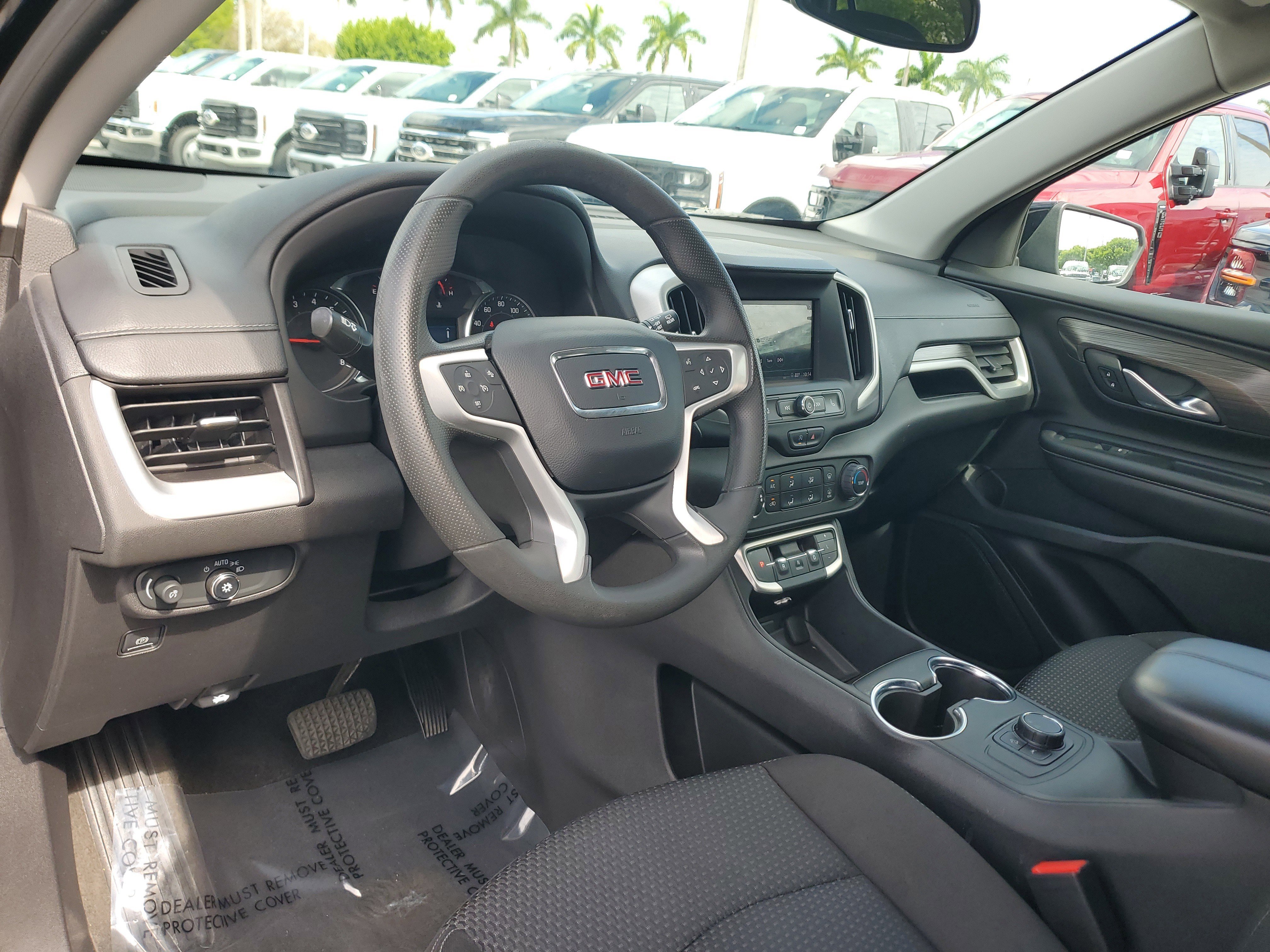 Used 2024 GMC Terrain SLE FWD image 12