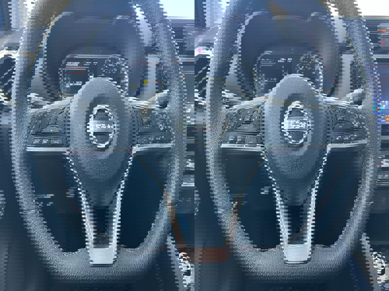 Used 2024 Nissan Versa SR image 23