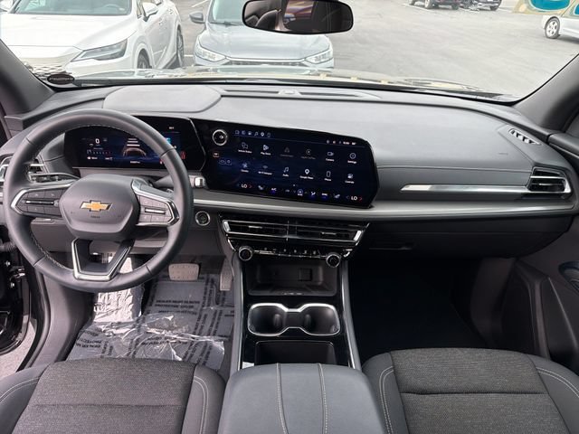 Certified 2025 Chevrolet Traverse LT w/ Driver Confidence Package AWD/4WD image 12