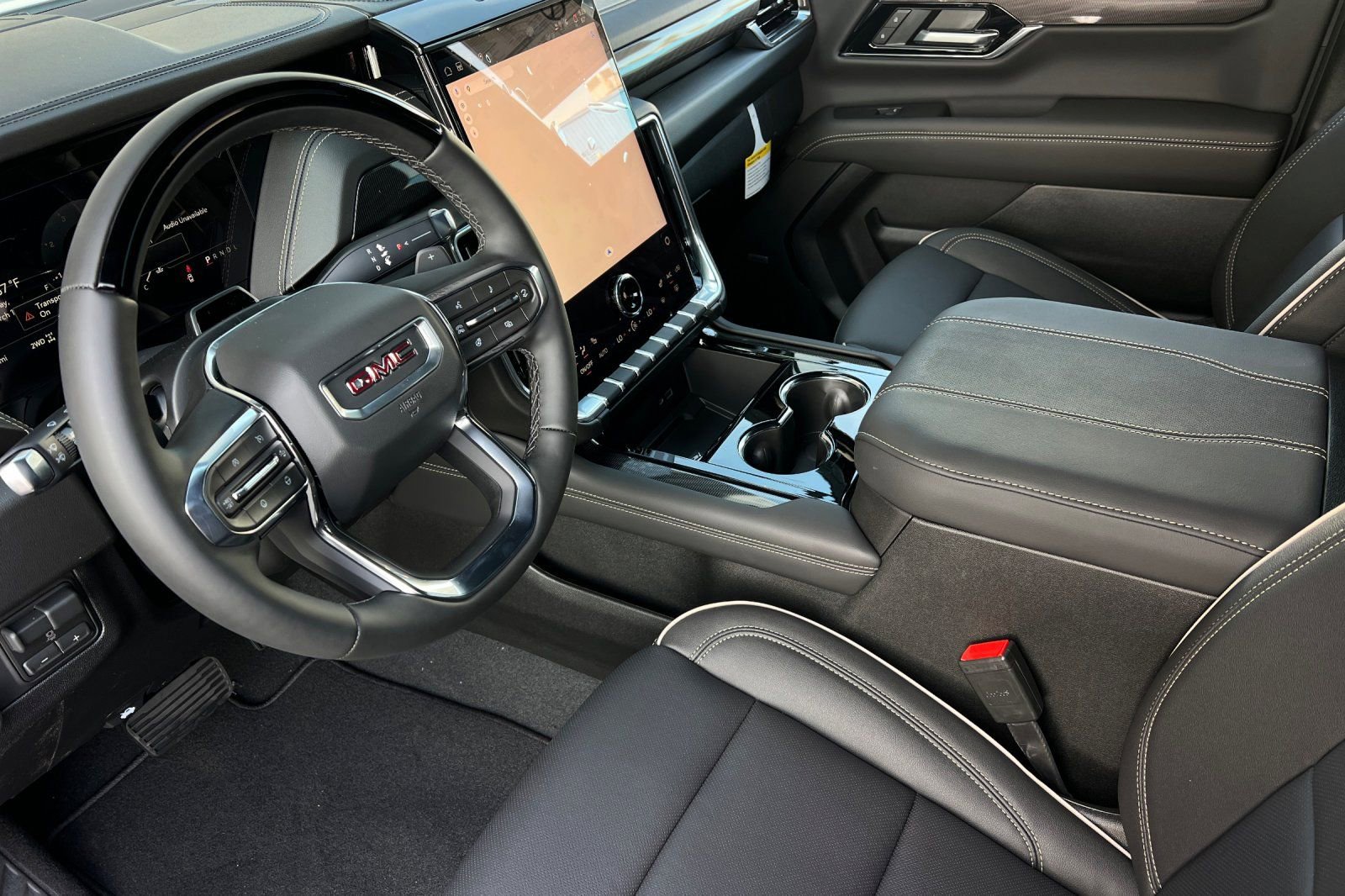 New 2026 GMC Yukon Elevation image 8