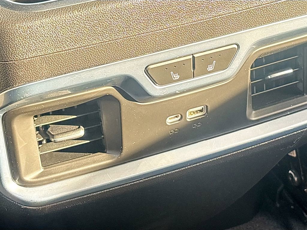 Used 2022 Chevrolet Silverado 1500 LTZ w/ Technology Package image 25