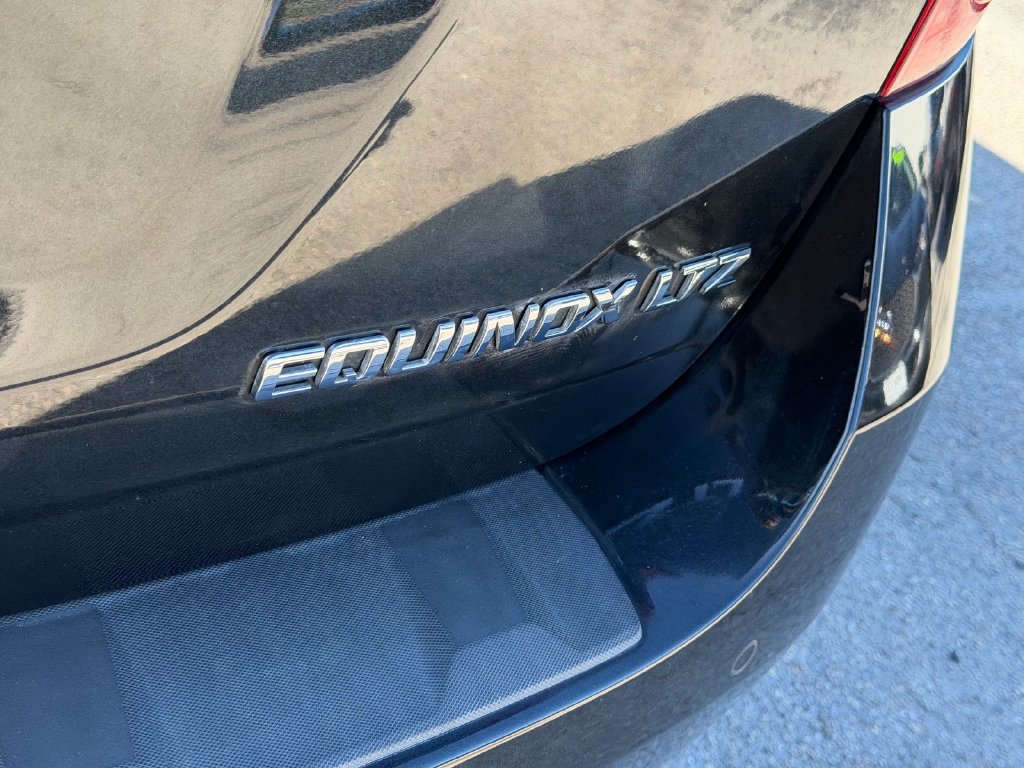 Used 2011 Chevrolet Equinox LTZ FWD image 15