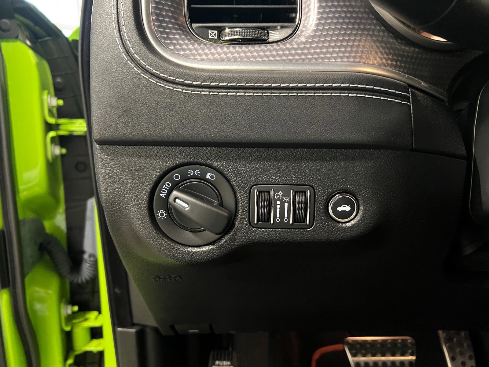 Used 2023 Dodge Charger SRT Hellcat image 15