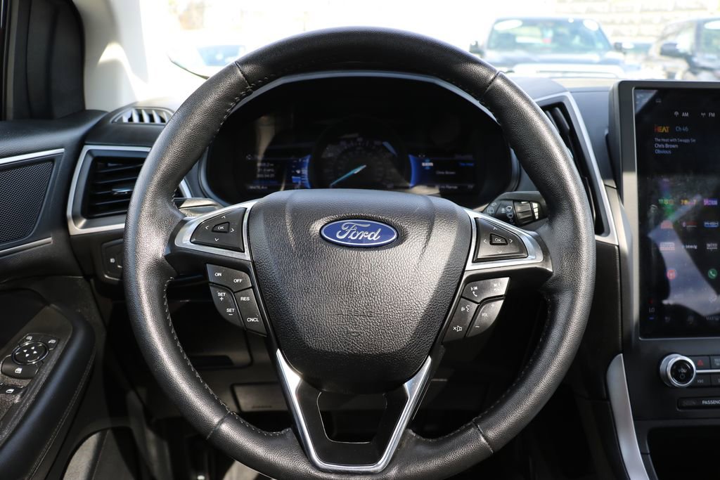 Used 2022 Ford Edge SEL w/ Convenience Package AWD/4WD image 11