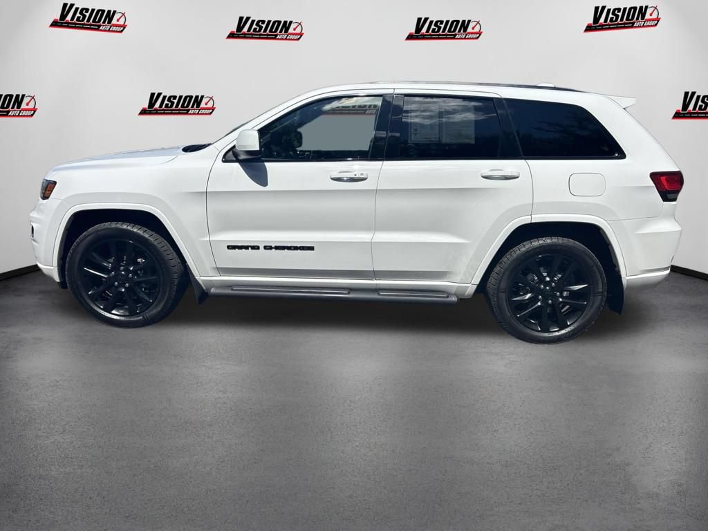 Used 2021 Jeep Grand Cherokee Laredo X AWD/4WD image 8