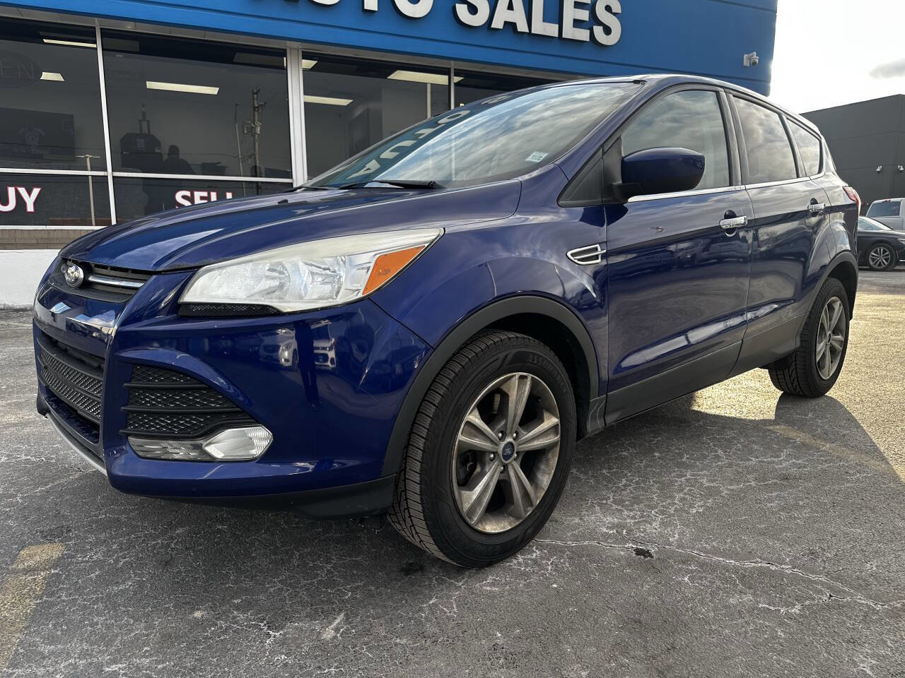 Used 2015 Ford Escape SE image 6