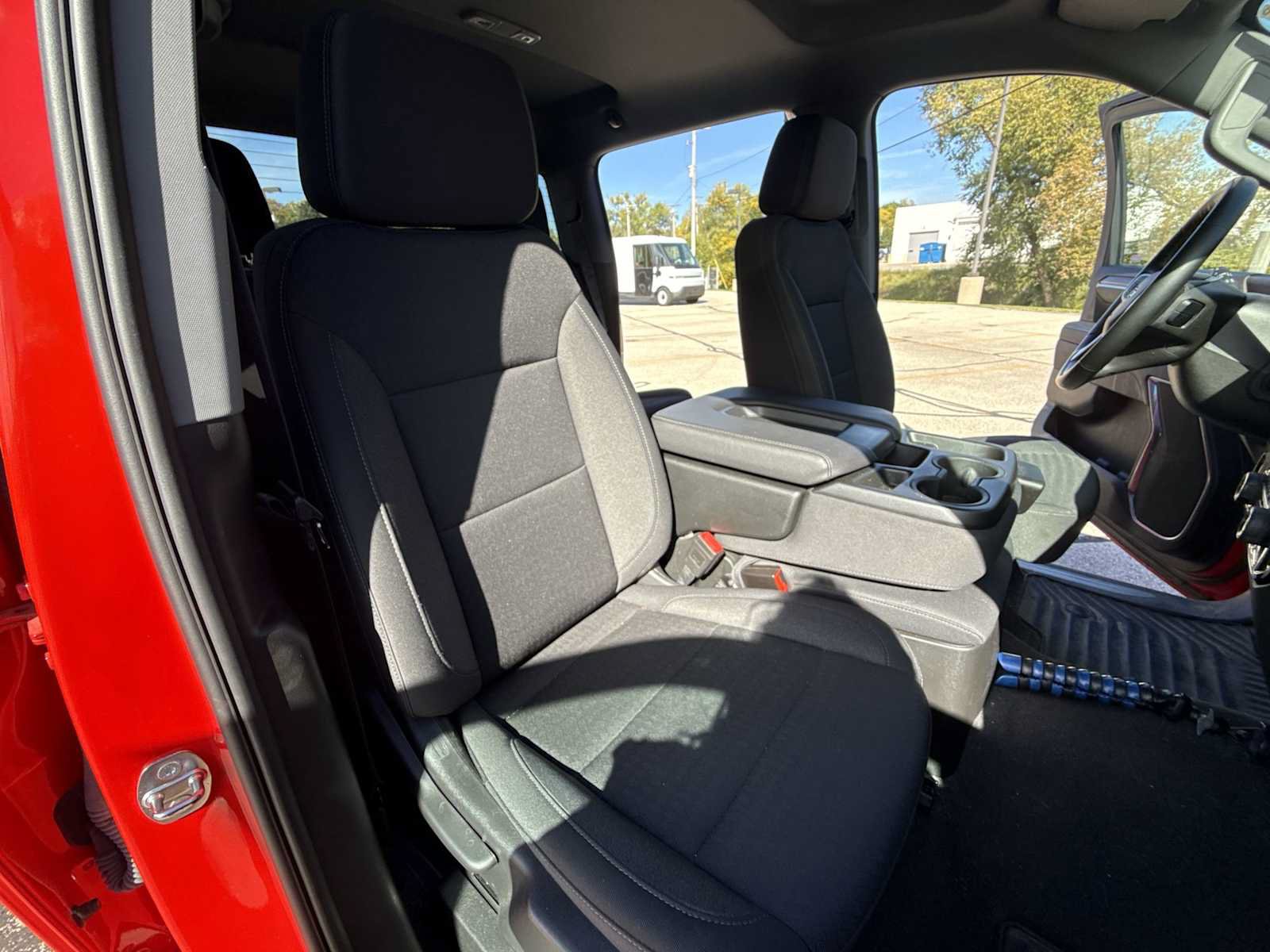 Certified 2024 Chevrolet Silverado 1500 LT AWD/4WD image 26
