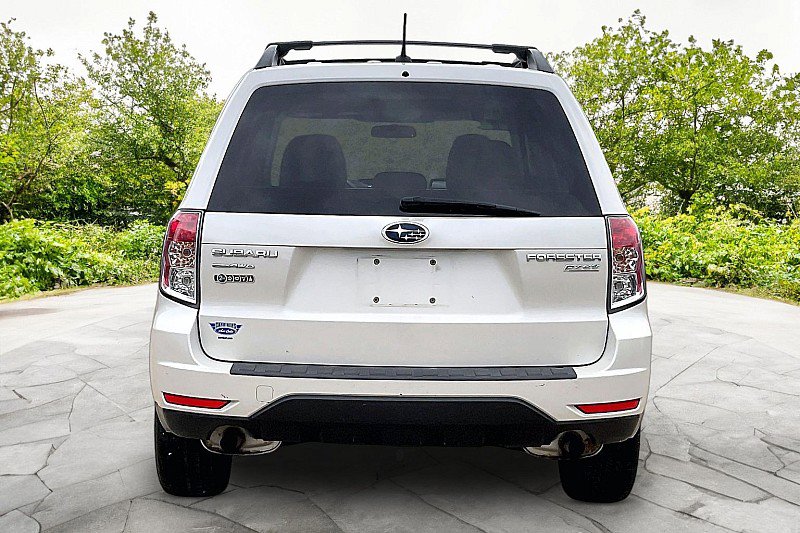 Used 2012 Subaru Forester 2.5X Premium w/ All-Weather Pkg image 5