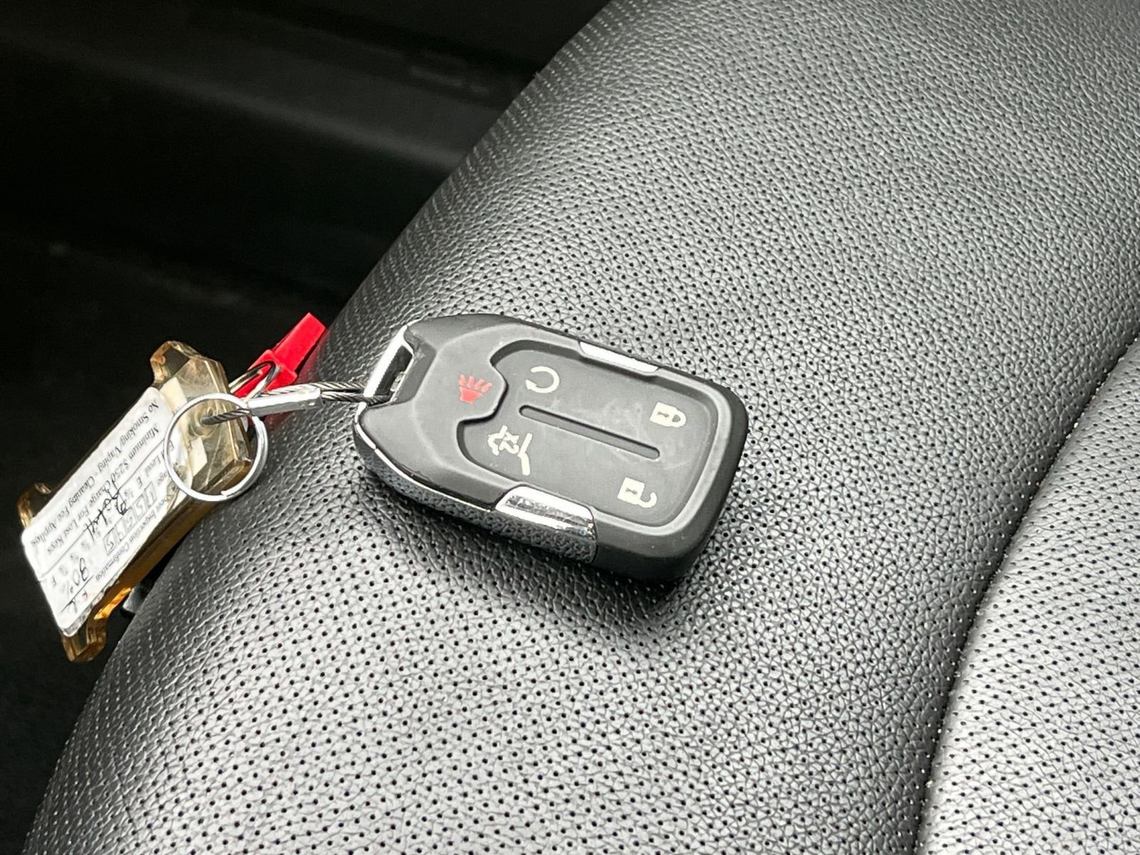 Used 2024 GMC Terrain SLT image 27