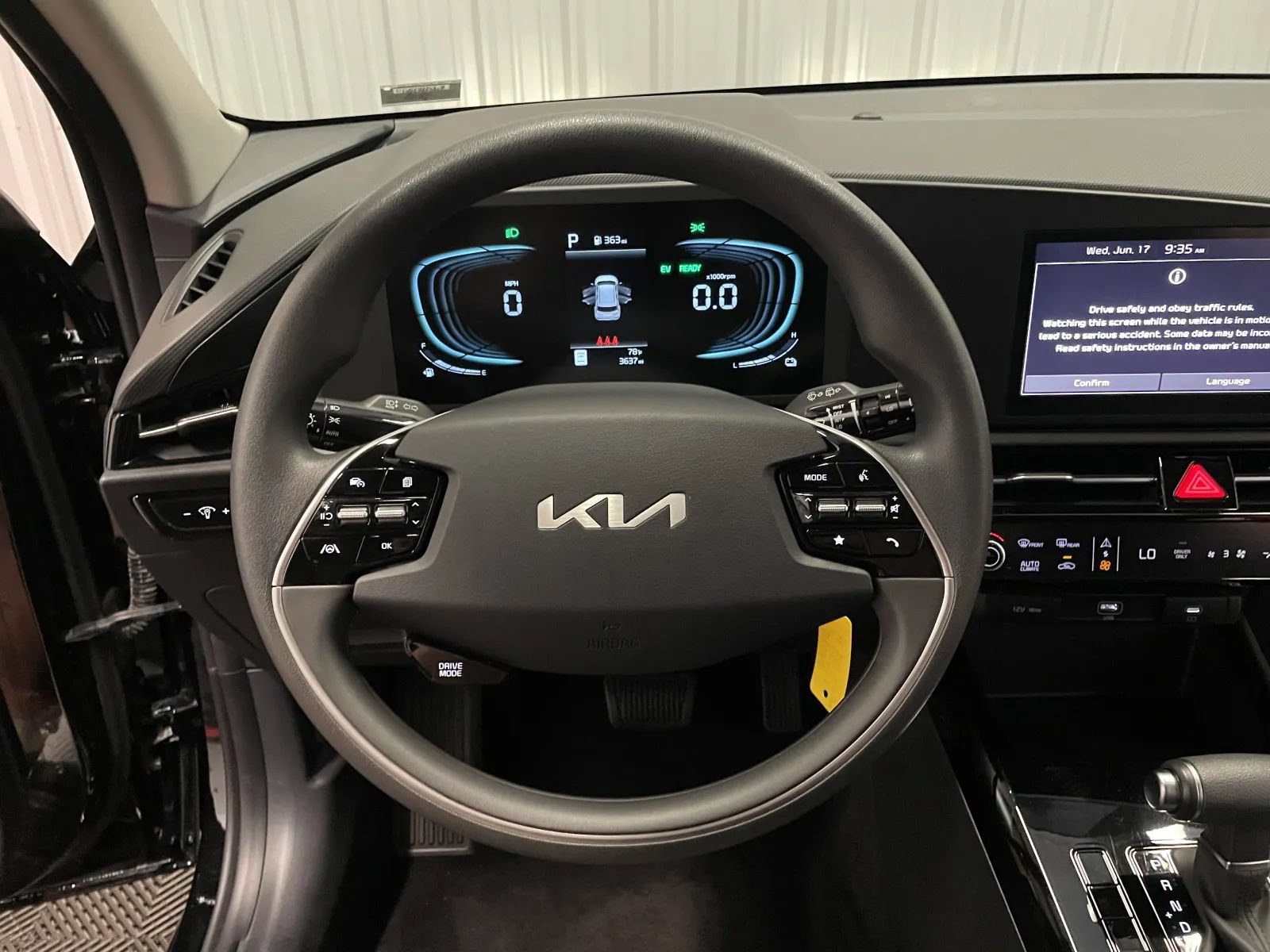 Used 2026 Kia Niro LX FWD image 18