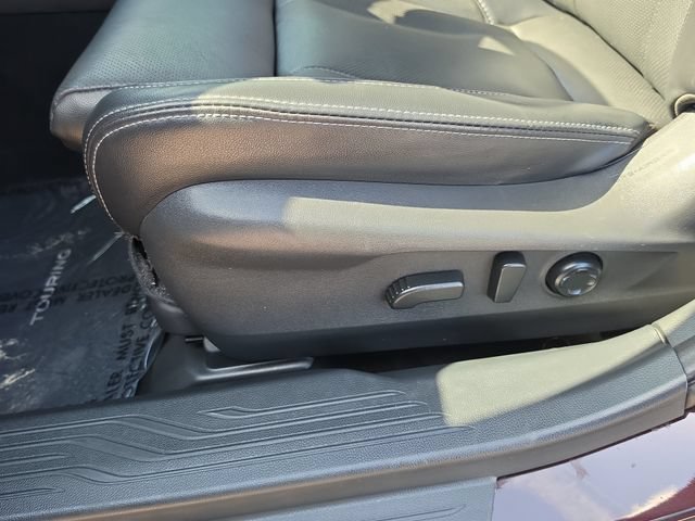 Used 2023 Subaru Outback Touring AWD/4WD image 21