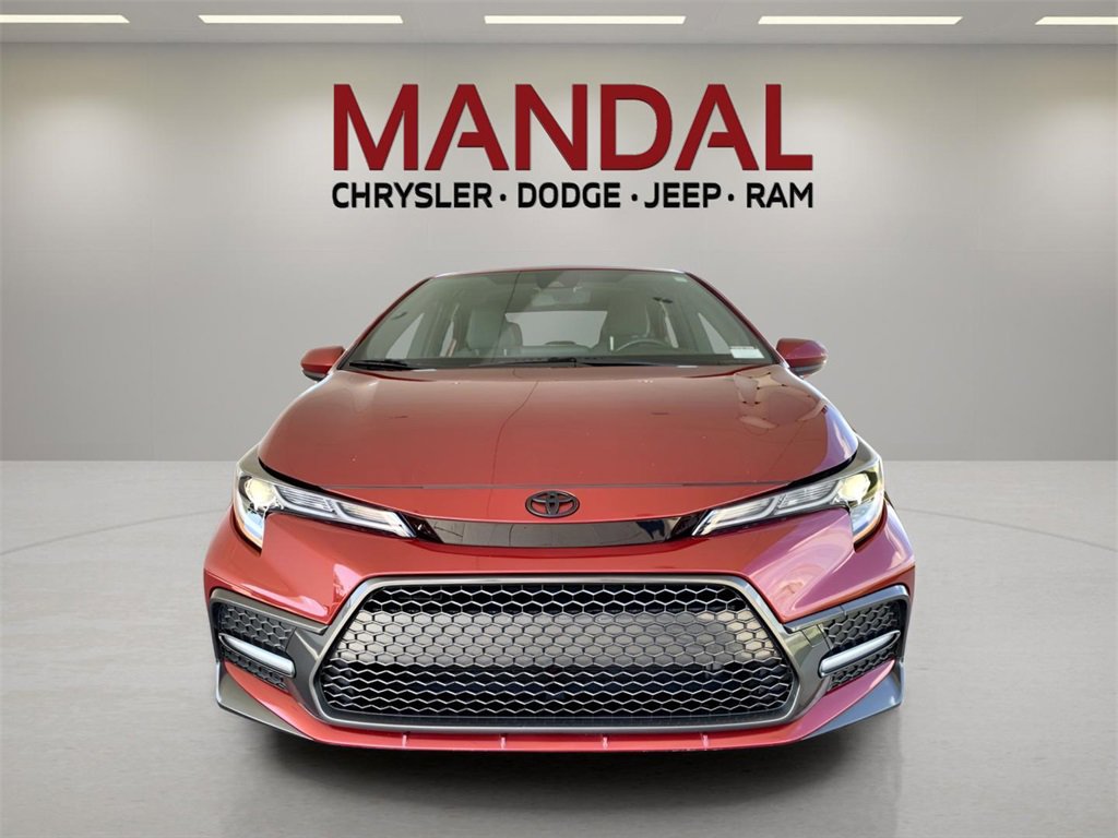 Used 2022 Toyota Corolla SE image 3