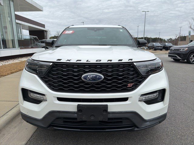 Used 2020 Ford Explorer ST w/ Premium Technology Package image 9