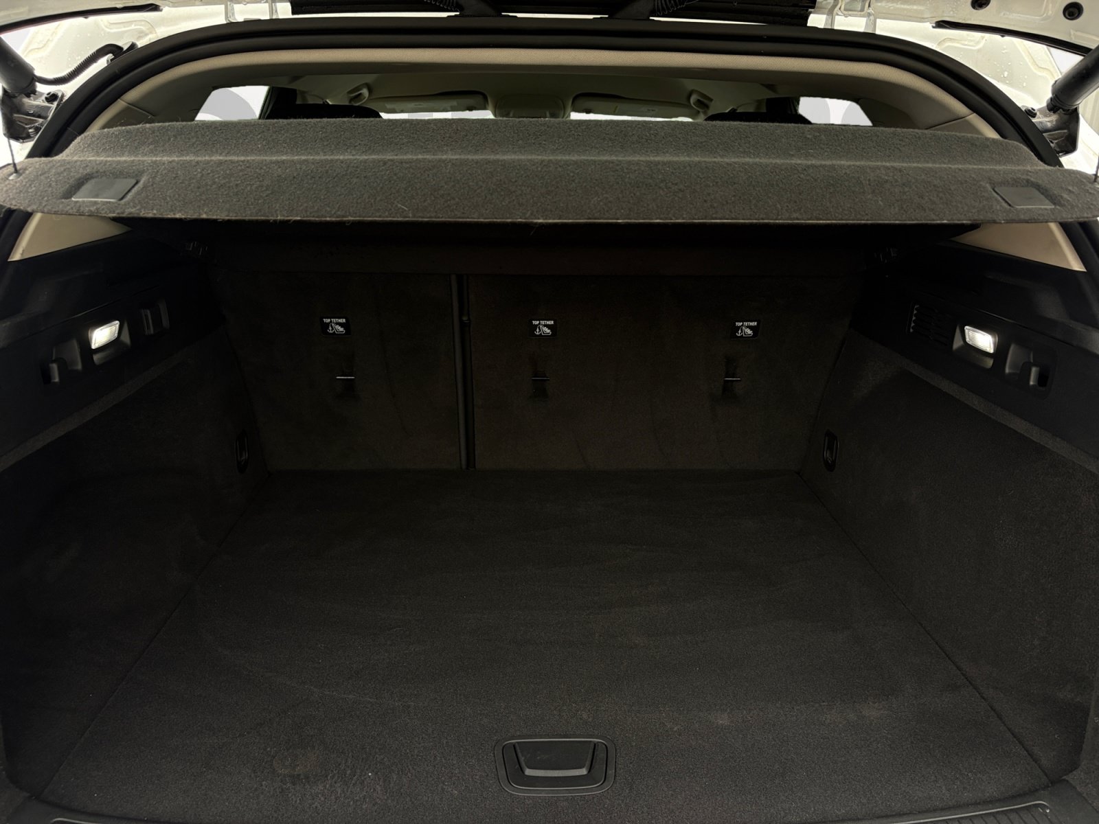 Used 2023 Buick Envision Essence w/ Sport Touring Package FWD image 12