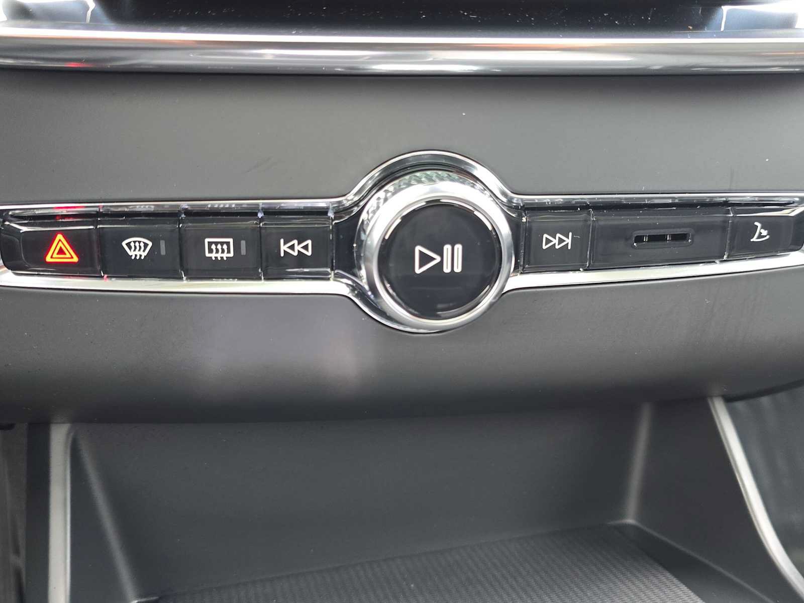 New 2027 Volvo XC90 T8 Ultra AWD/4WD image 30