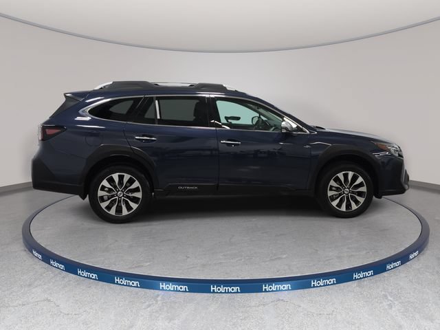 Used 2024 Subaru Outback Touring AWD/4WD image 5